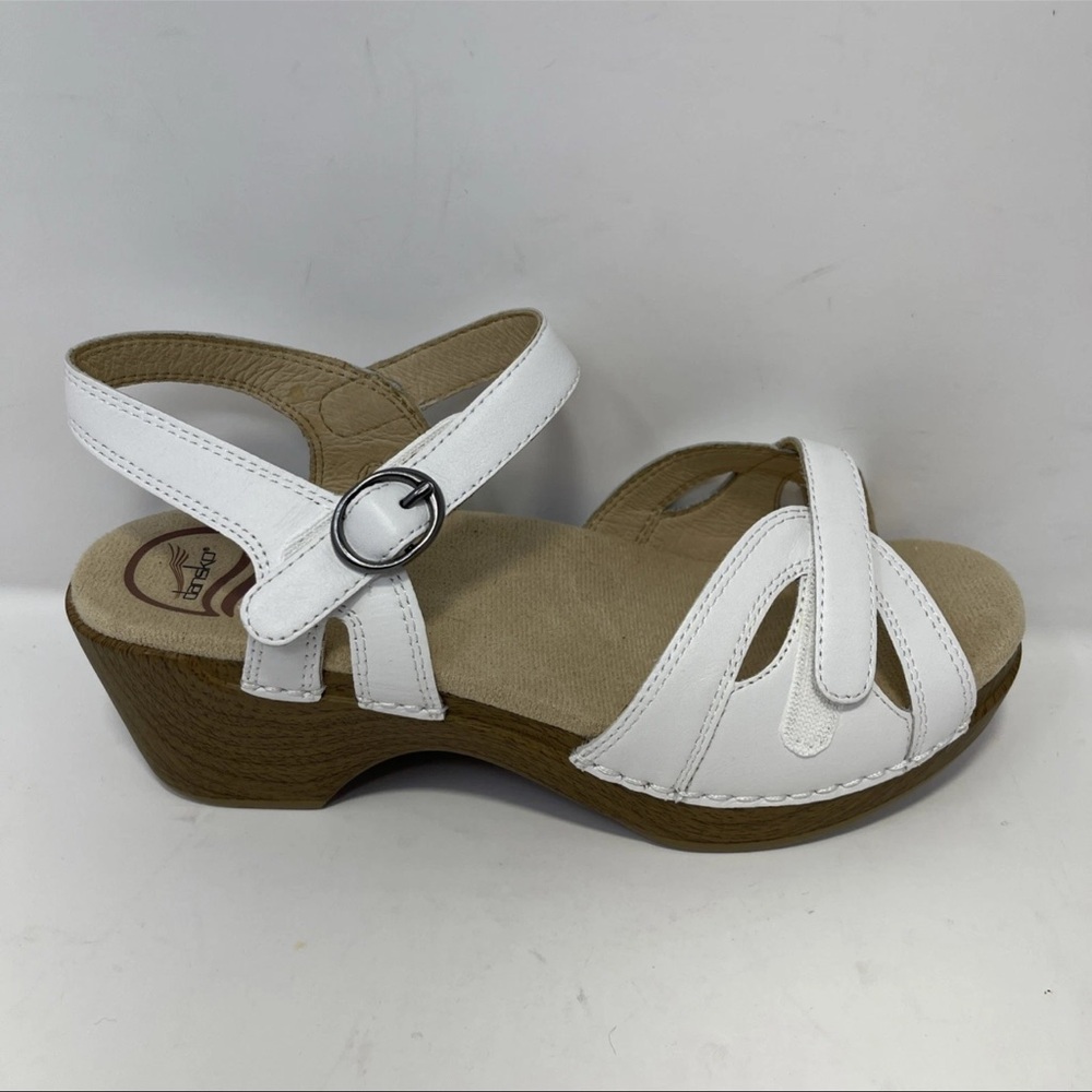Dansko Season White Full Grain Leather Buckle Wedge Sandals Size 36 (5.5-6) EUC - Picture 5 of 11